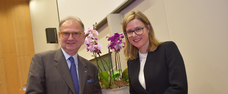 Rektor Wolfgang Fleischhacker ludt zur Antrittsvorlesung von Bettina Toth. Foto: MUI/D. Bullock.