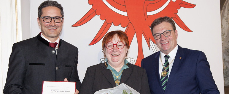 Ehrenzeichen des Landes Tirol für Margarethe Hochleitner