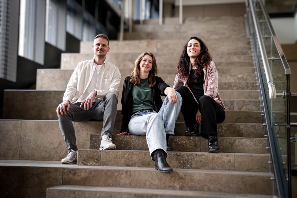 Die Speaker:innen des Med Uni Innsbruck Postdoc Network: Nico Wahl, Roos Voorn und Yousra El-Ghaleb (v.l.)