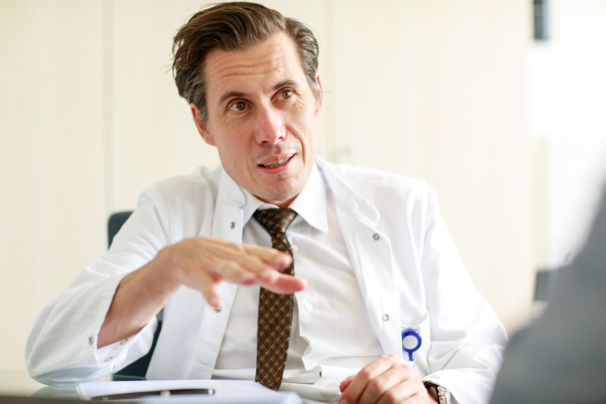 Axel Bauer, Direktor der Univ.-Klinik für Kardiologie und Angiologie